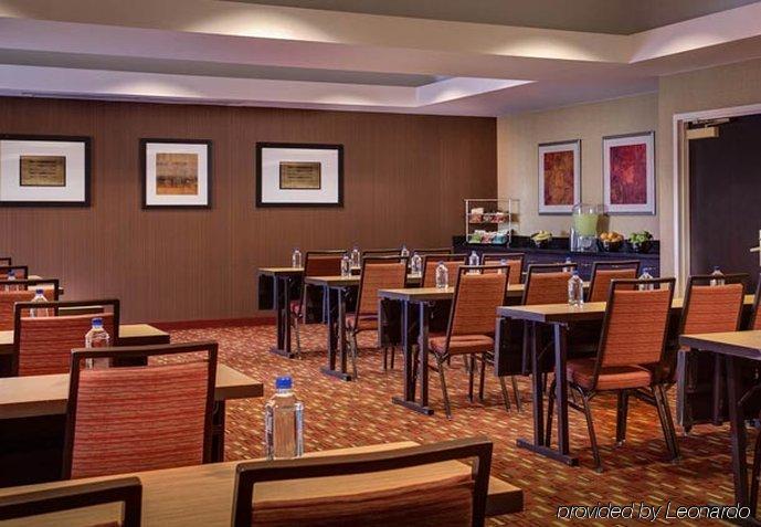 Courtyard Dallas Dfw Airport South/Irving Perniagaan gambar